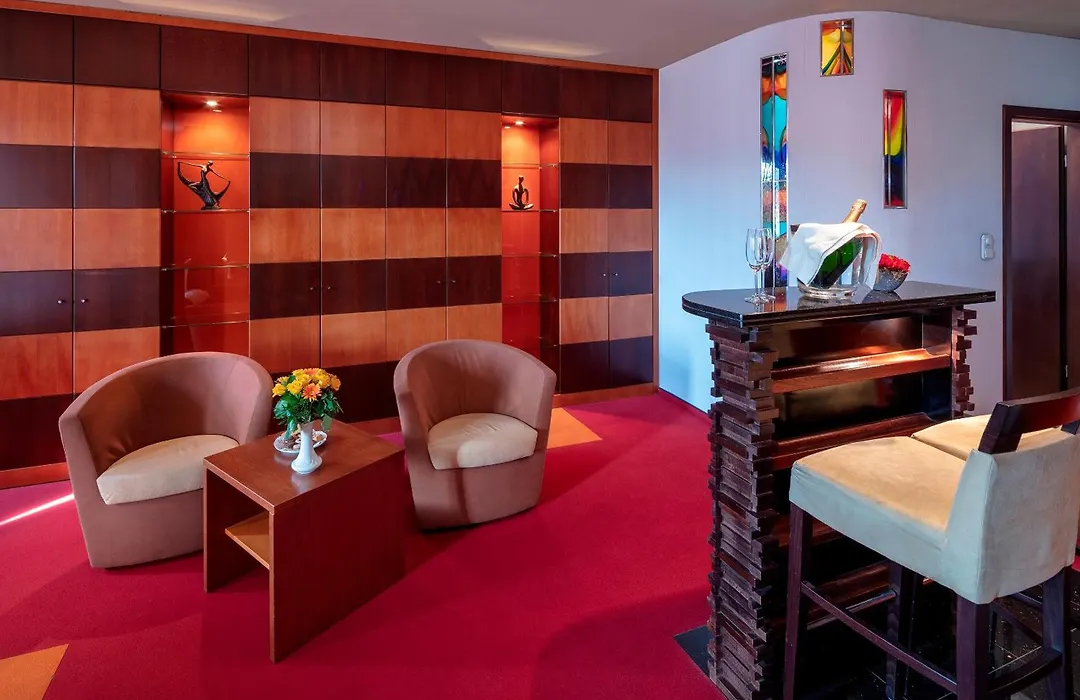 Hotel Charles-1